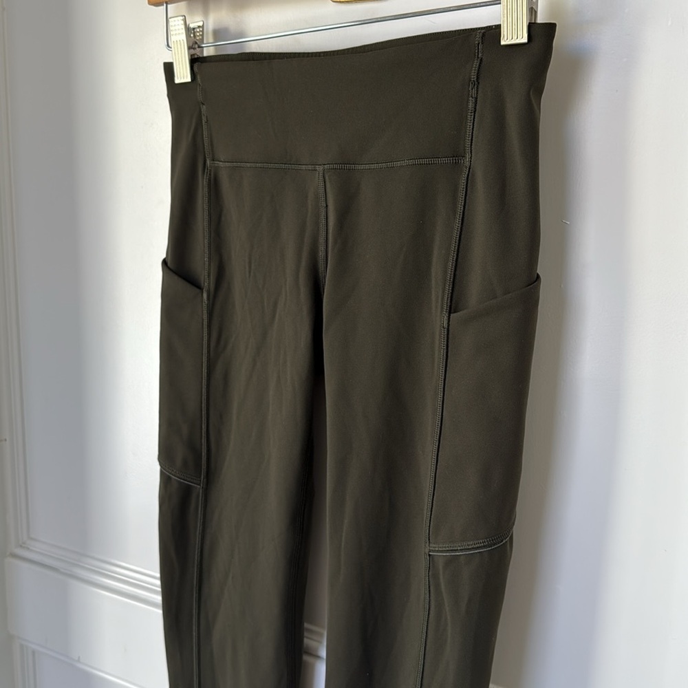 Lululemon Speed Up Tight Full On Luxtreme With Pockets 4 Inseam 28” Olive Green - Picture 3 of 14
